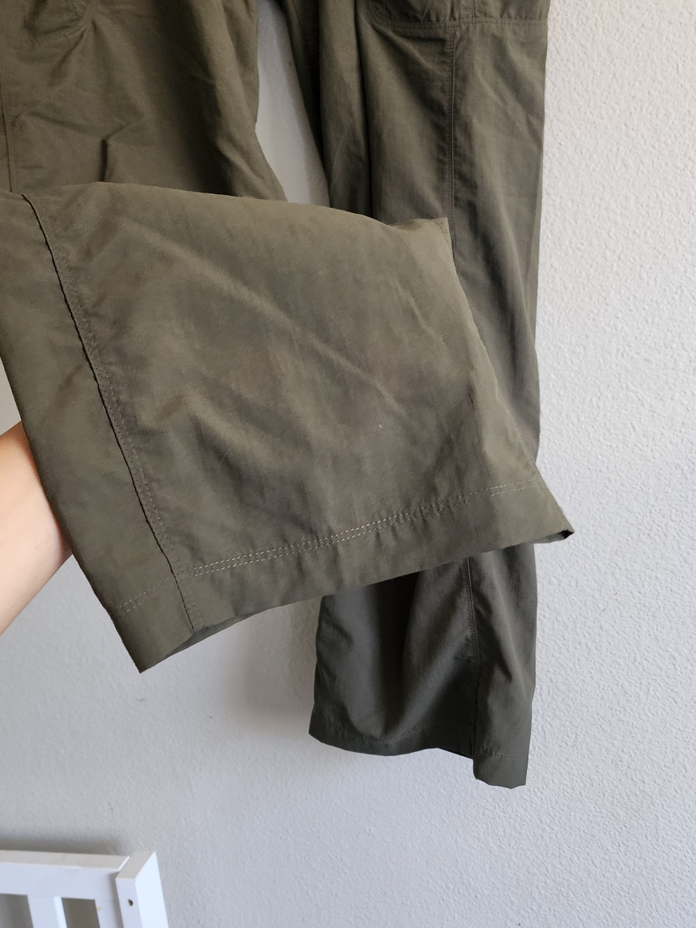 The North Face Mens Large Olive Green Stow Pocket Nylon Hiking Cargo Pants - Picture 7 of 12